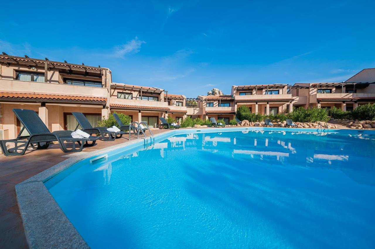 Gravina Resort & Apartments Costa Paradiso Bagian luar foto